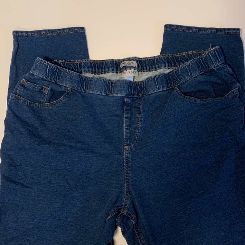 Women 2X Catherine’s knit pull on jeans - Picture 2 of 5